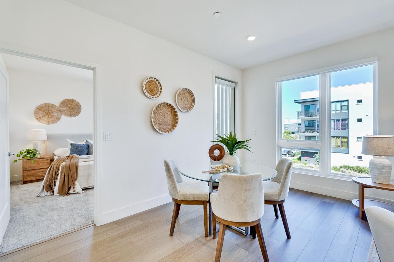 Detail Gallery Image 8 of 62 For 3698 Vision Cmn #221,  Fremont,  CA 94538 - 2 Beds | 2 Baths