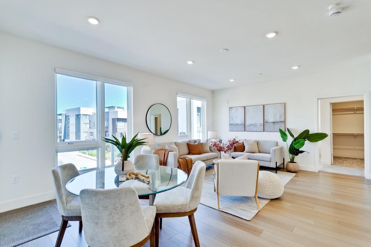 Detail Gallery Image 9 of 62 For 3698 Vision Cmn #221,  Fremont,  CA 94538 - 2 Beds | 2 Baths