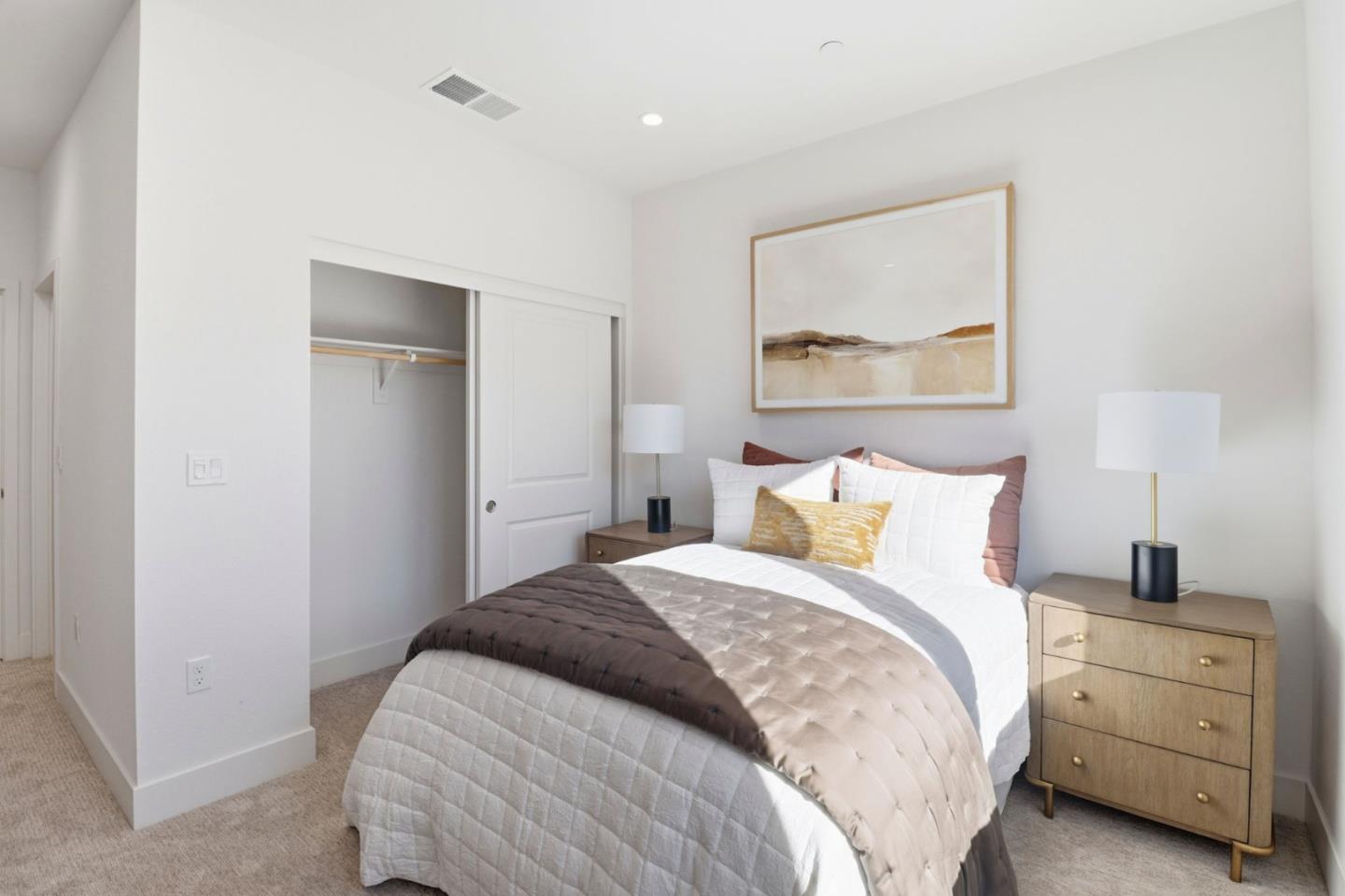 Detail Gallery Image 15 of 25 For 1129 Esther Ct, Palo Alto,  CA 94303 - 3 Beds | 3 Baths