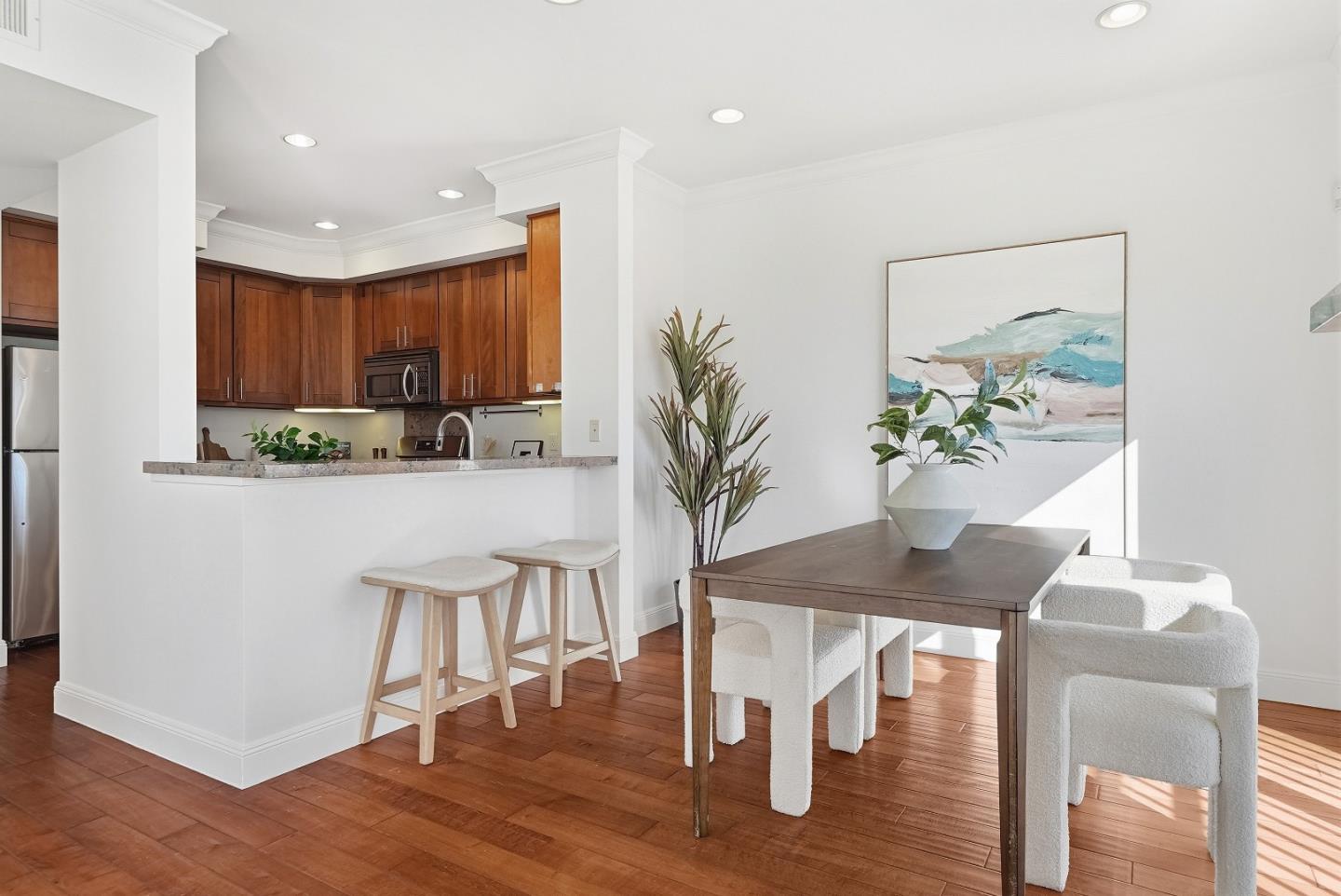 Detail Gallery Image 10 of 33 For 188 Mary Teresa St, San Francisco,  CA 94134 - 2 Beds | 2/1 Baths