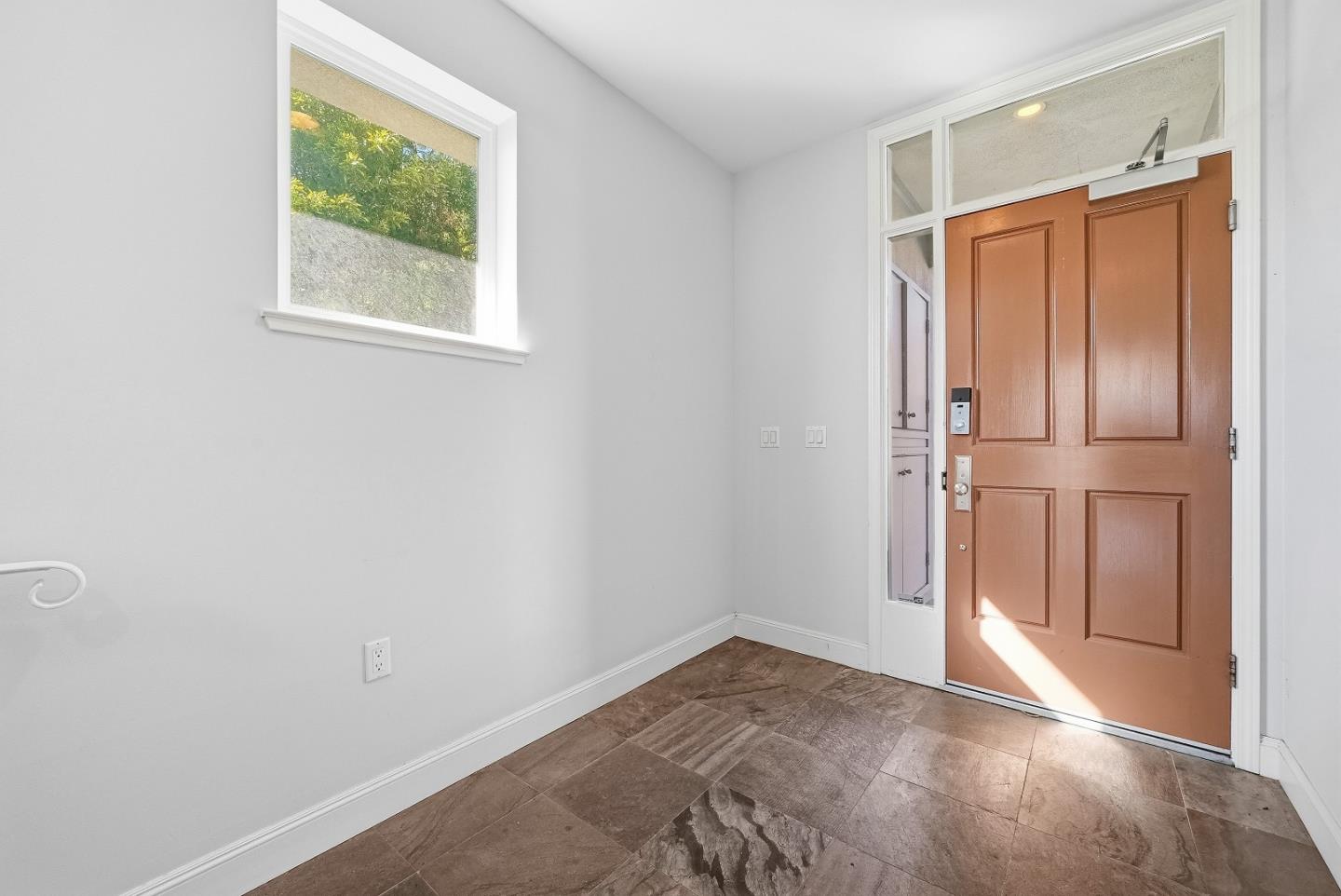 Detail Gallery Image 27 of 33 For 188 Mary Teresa St, San Francisco,  CA 94134 - 2 Beds | 2/1 Baths