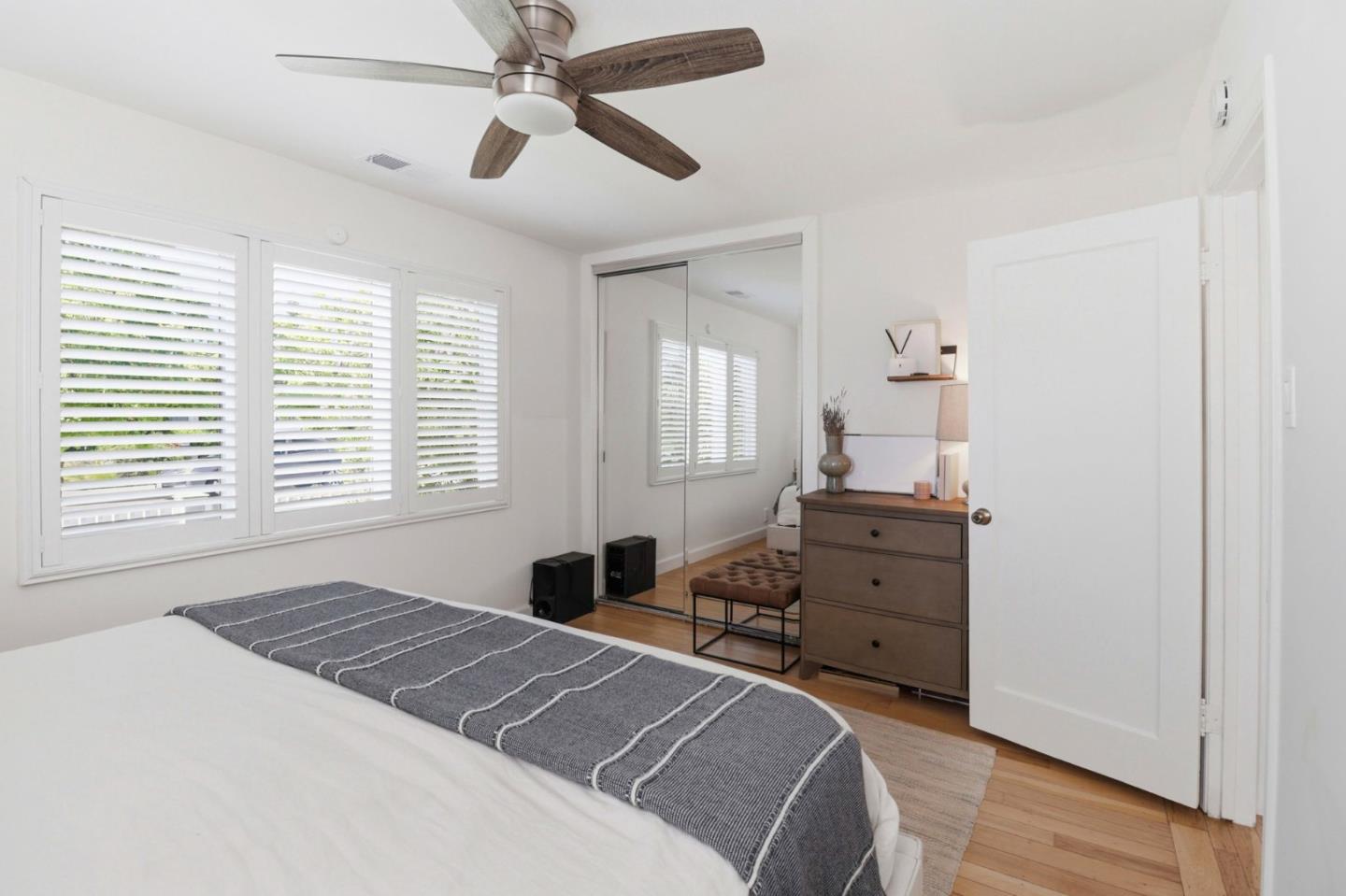 Detail Gallery Image 22 of 33 For 1931 James Ave, Redwood City,  CA 94062 - 3 Beds | 2 Baths