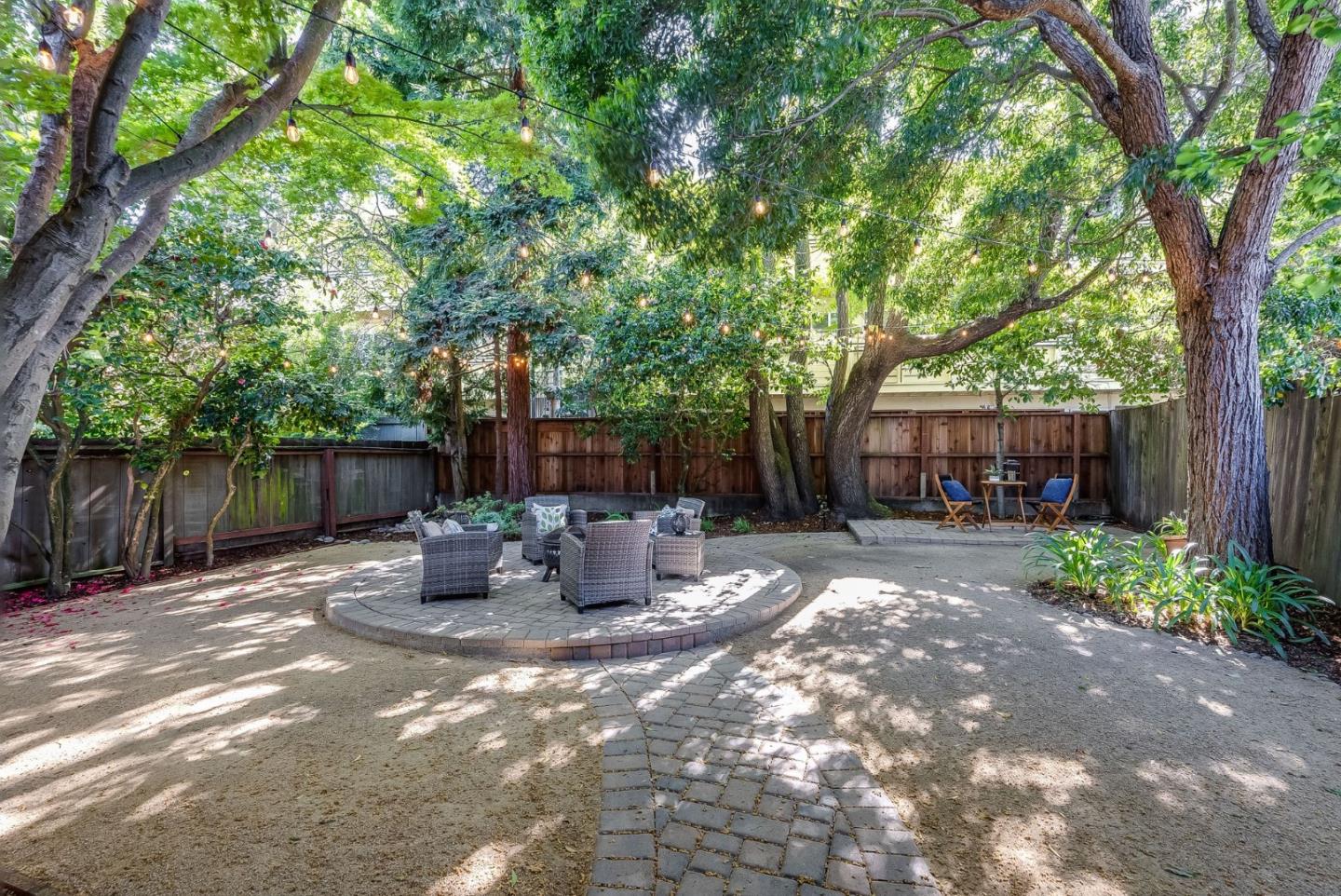 Detail Gallery Image 25 of 32 For 439 Wisnom Ave, San Mateo,  CA 94401 - 2 Beds | 2 Baths