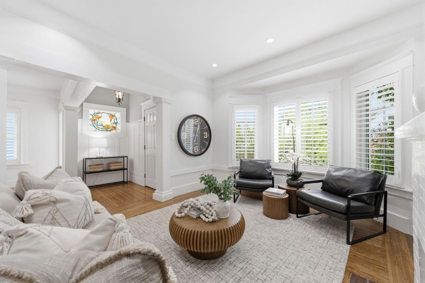 Detail Gallery Image 4 of 32 For 439 Wisnom Ave, San Mateo,  CA 94401 - 2 Beds | 2 Baths