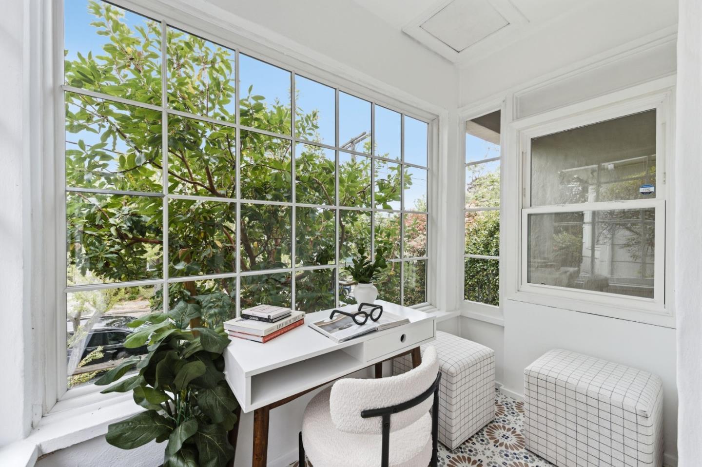 Detail Gallery Image 9 of 32 For 439 Wisnom Ave, San Mateo,  CA 94401 - 2 Beds | 2 Baths