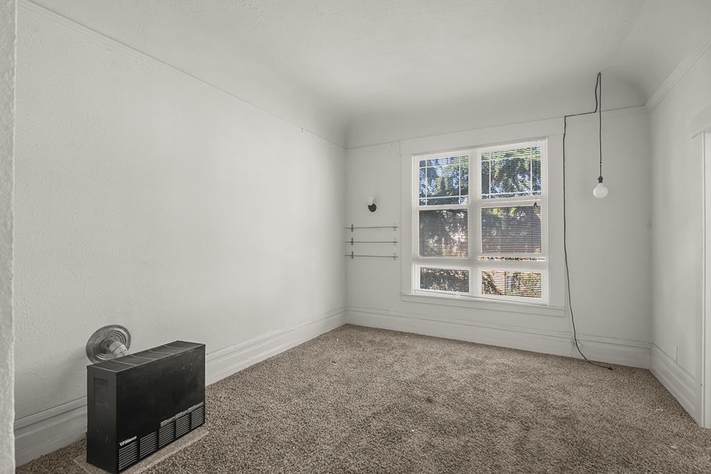 Detail Gallery Image 13 of 31 For 320-324 Athol Ave, Oakland,  CA 94606 - – Beds | – Baths