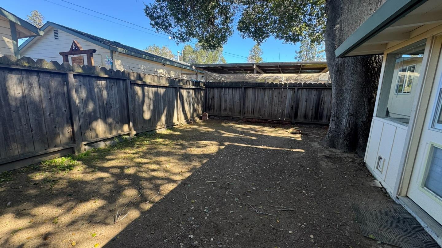 Detail Gallery Image 17 of 17 For 1217 Awalt Unit a,  Mountain View,  CA 94040 - 2 Beds | 2/1 Baths