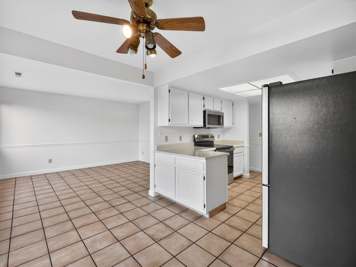 Detail Gallery Image 16 of 39 For 176 Terry Loop, Watsonville,  CA 95076 - 3 Beds | 2/1 Baths