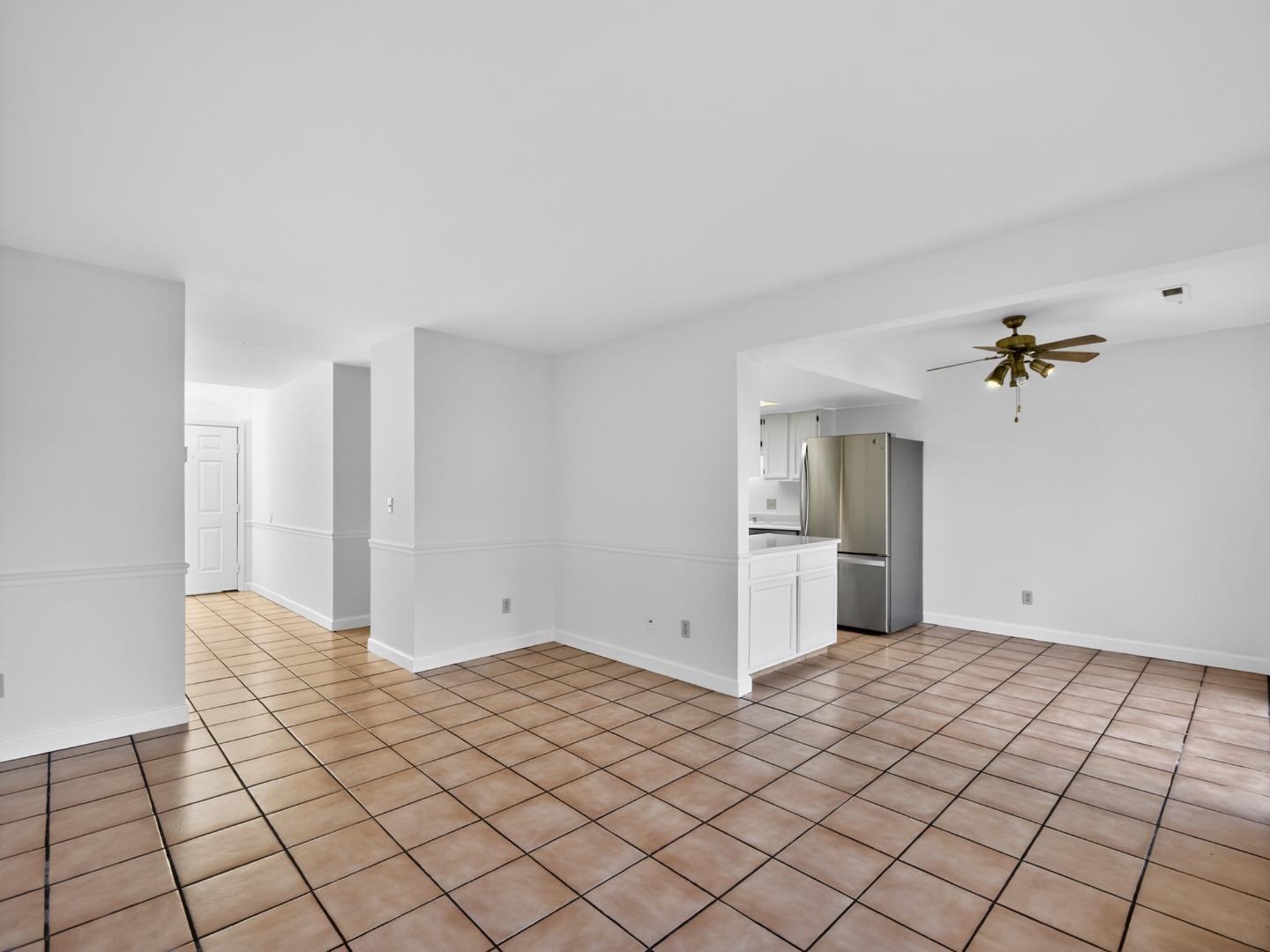 Detail Gallery Image 6 of 39 For 176 Terry Loop, Watsonville,  CA 95076 - 3 Beds | 2/1 Baths