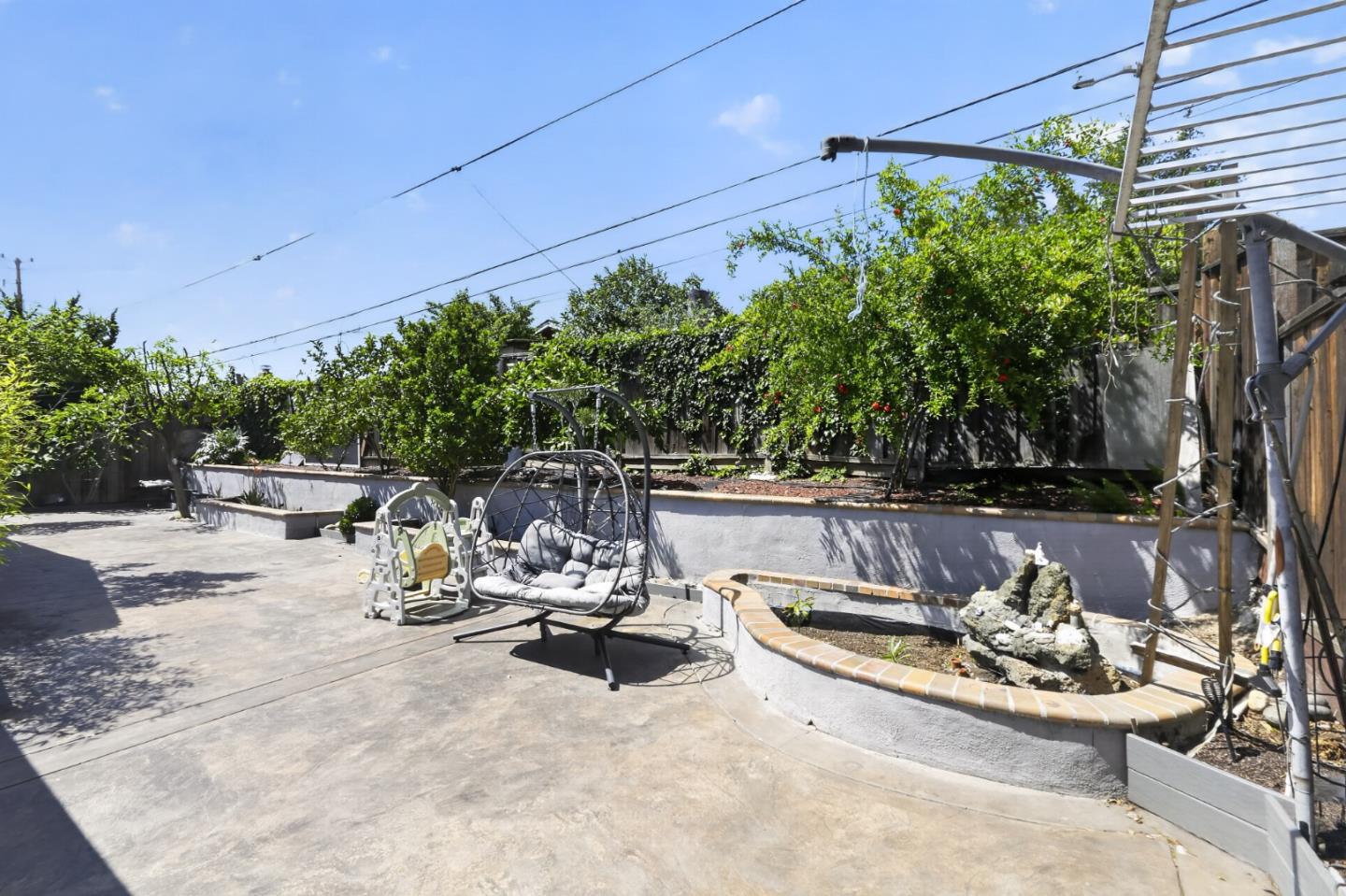 Detail Gallery Image 28 of 34 For 3323 Prado Ln, San Jose,  CA 95148 - 5 Beds | 3/1 Baths