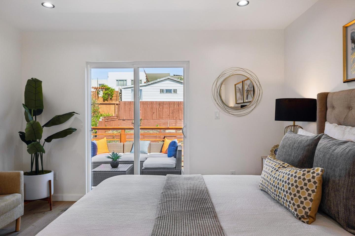 Detail Gallery Image 30 of 65 For 2330 43rd Ave, San Francisco,  CA 94116 - 3 Beds | 3 Baths