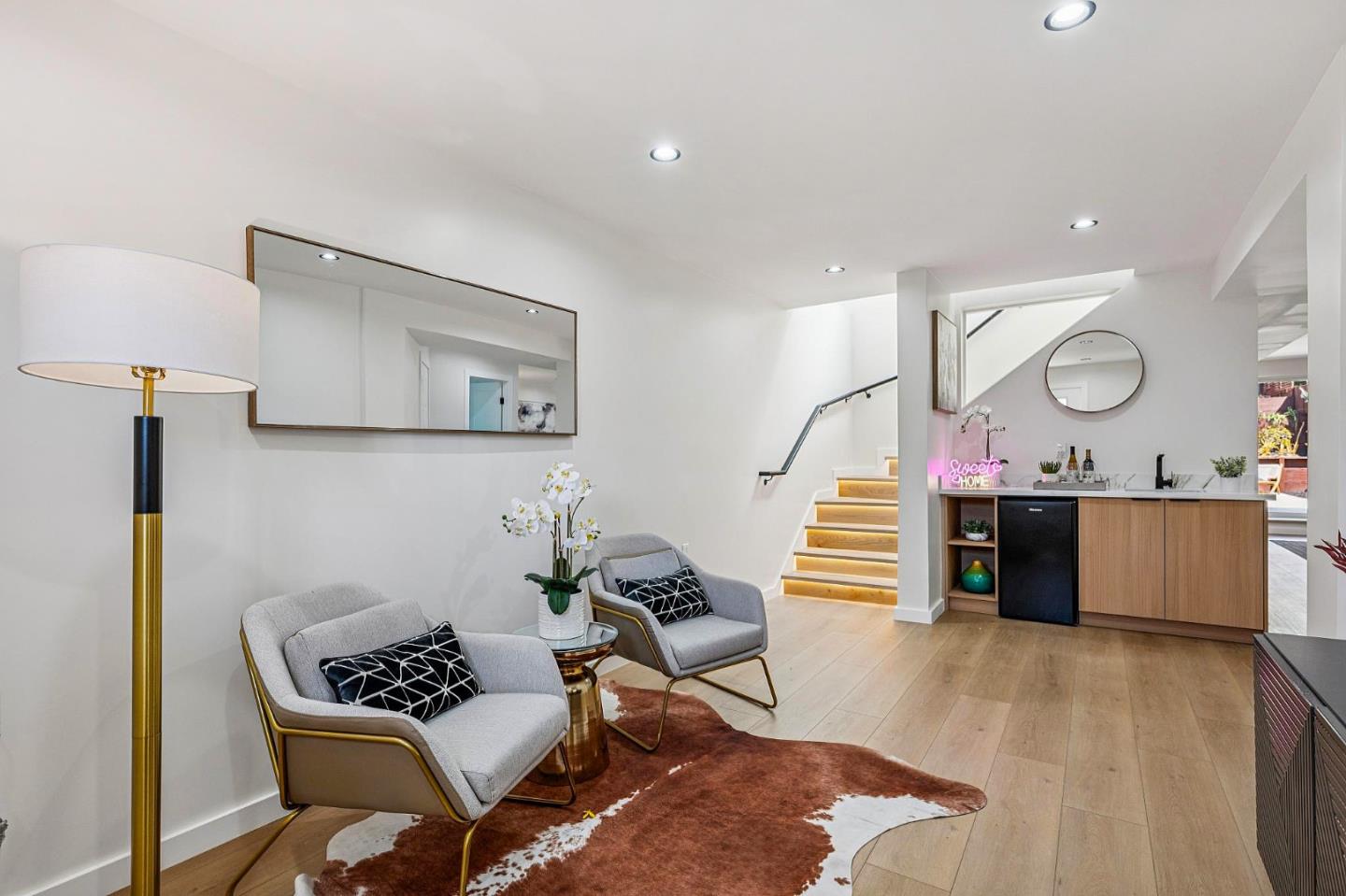 Detail Gallery Image 8 of 65 For 2330 43rd Ave, San Francisco,  CA 94116 - 3 Beds | 3 Baths