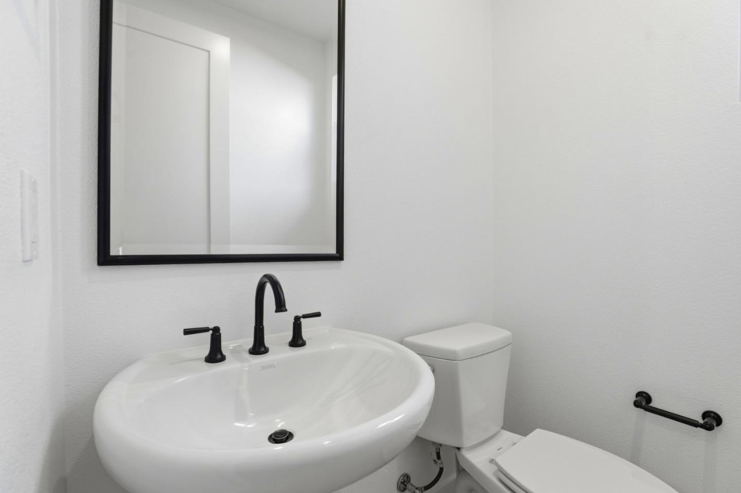 Detail Gallery Image 32 of 46 For 7376 Ailes Ct, Gilroy,  CA 95020 - 4 Beds | 3/1 Baths