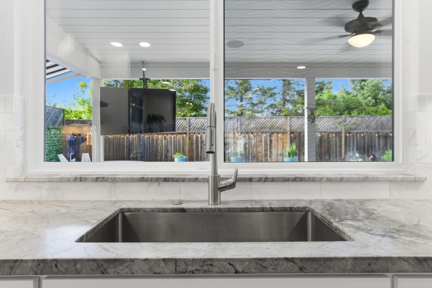 Detail Gallery Image 14 of 65 For 603 Curie Dr, San Jose,  CA 95123 - 5 Beds | 3 Baths