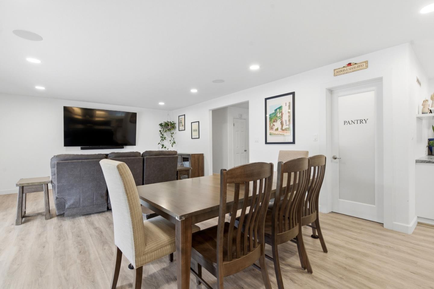 Detail Gallery Image 16 of 65 For 603 Curie Dr, San Jose,  CA 95123 - 5 Beds | 3 Baths