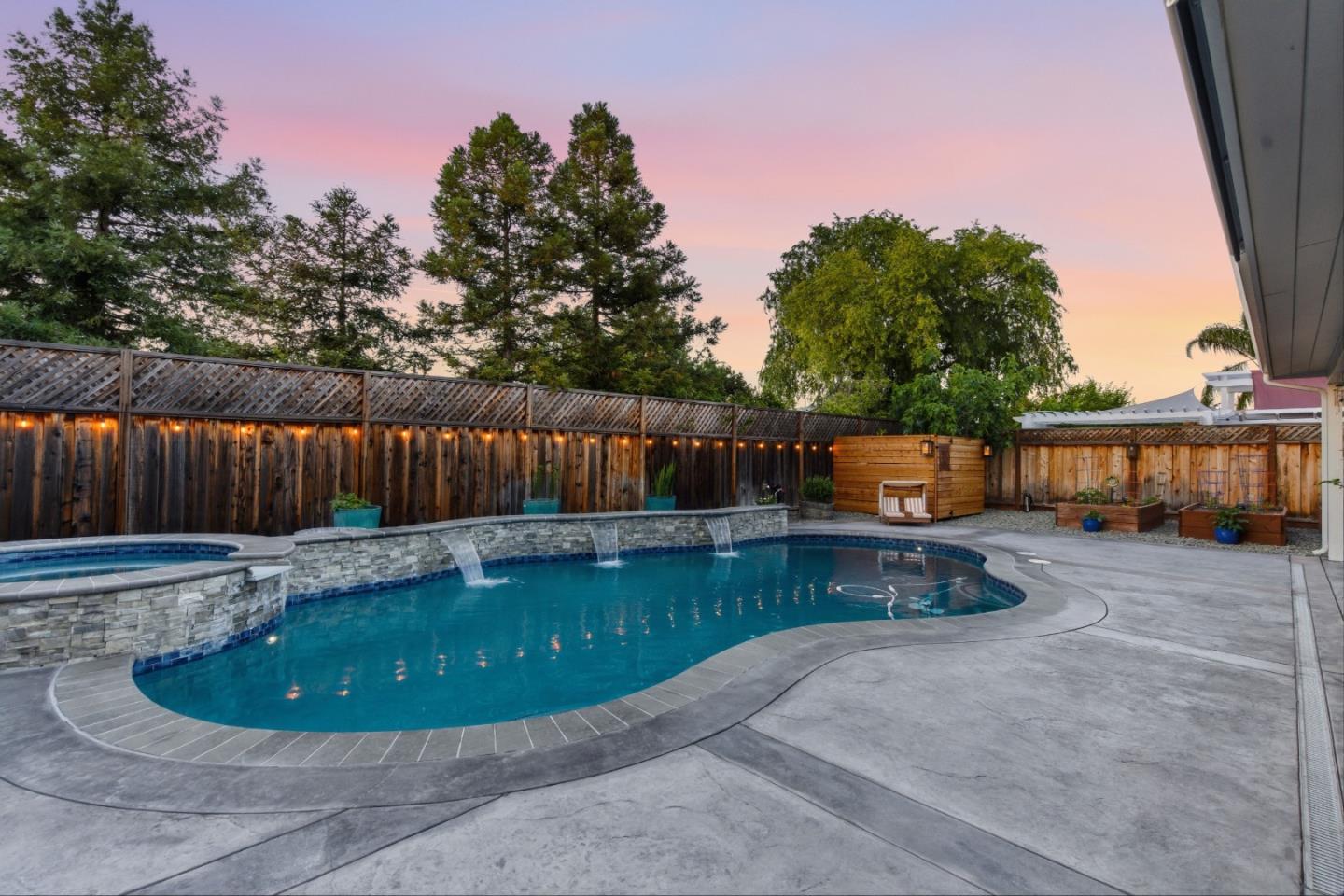 Detail Gallery Image 2 of 65 For 603 Curie Dr, San Jose,  CA 95123 - 5 Beds | 3 Baths