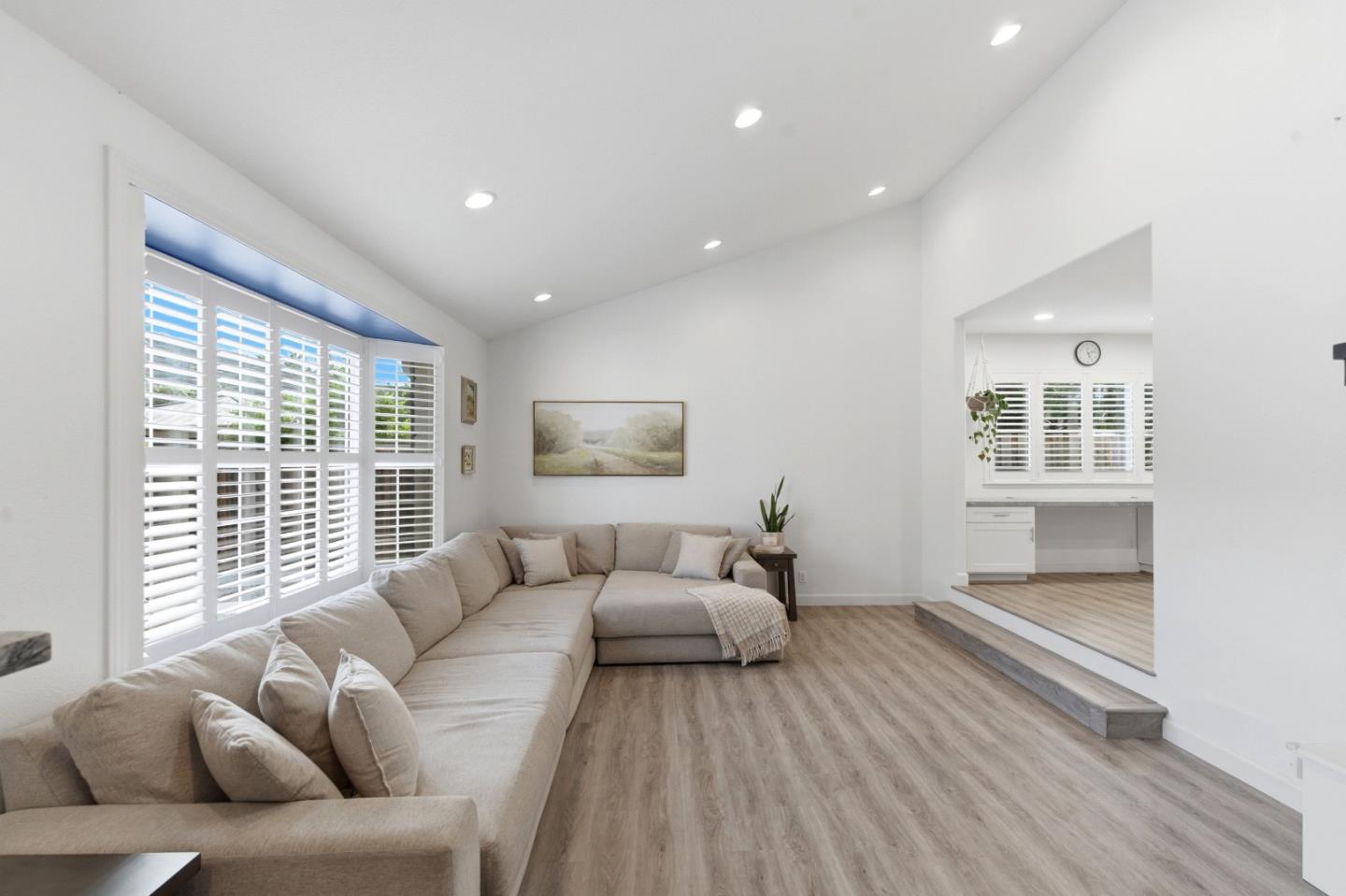 Detail Gallery Image 7 of 65 For 603 Curie Dr, San Jose,  CA 95123 - 5 Beds | 3 Baths