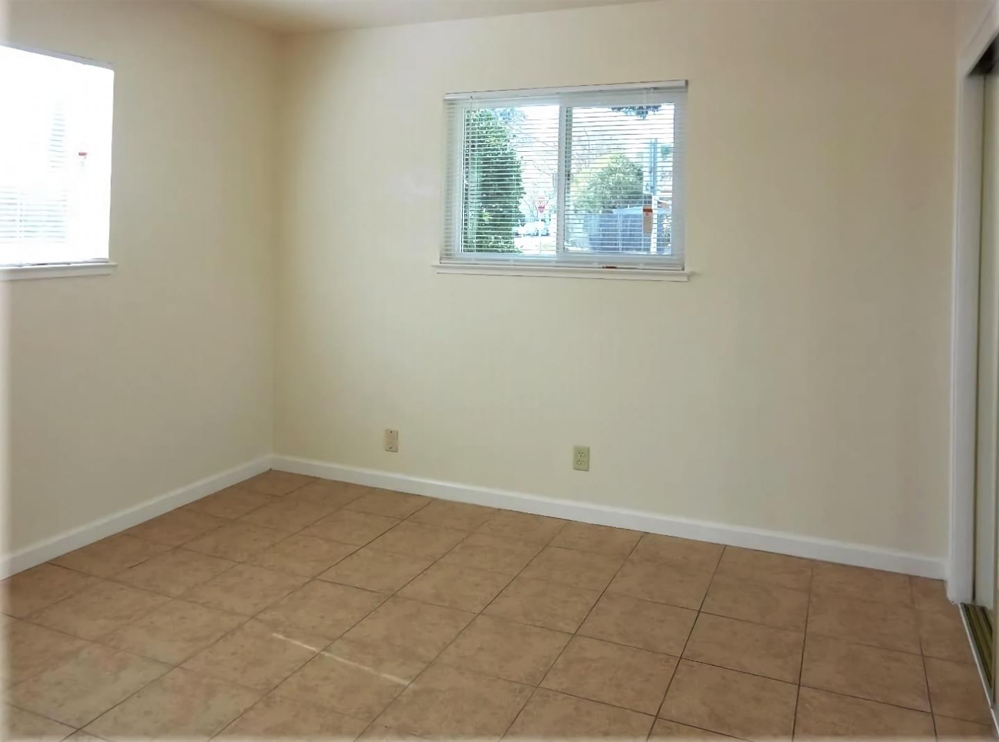 Detail Gallery Image 13 of 31 For 16710 Del Monte Ave, Morgan Hill,  CA 95037 - – Beds | – Baths