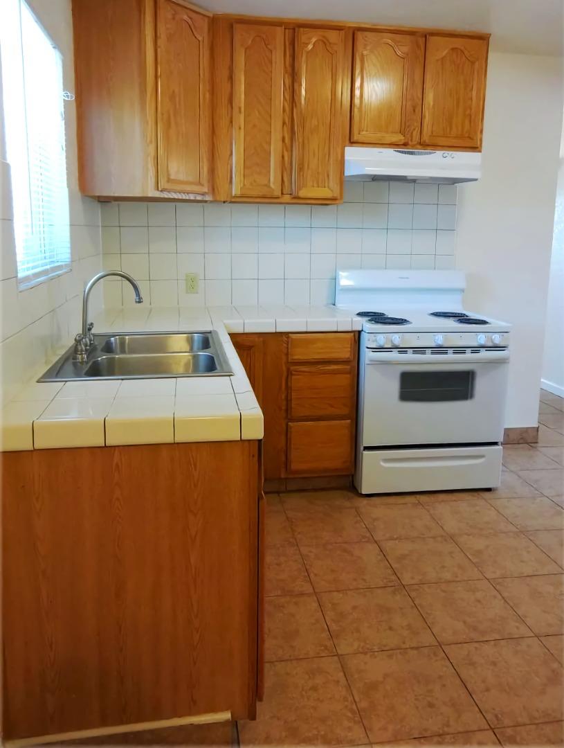 Detail Gallery Image 8 of 31 For 16710 Del Monte Ave, Morgan Hill,  CA 95037 - – Beds | – Baths