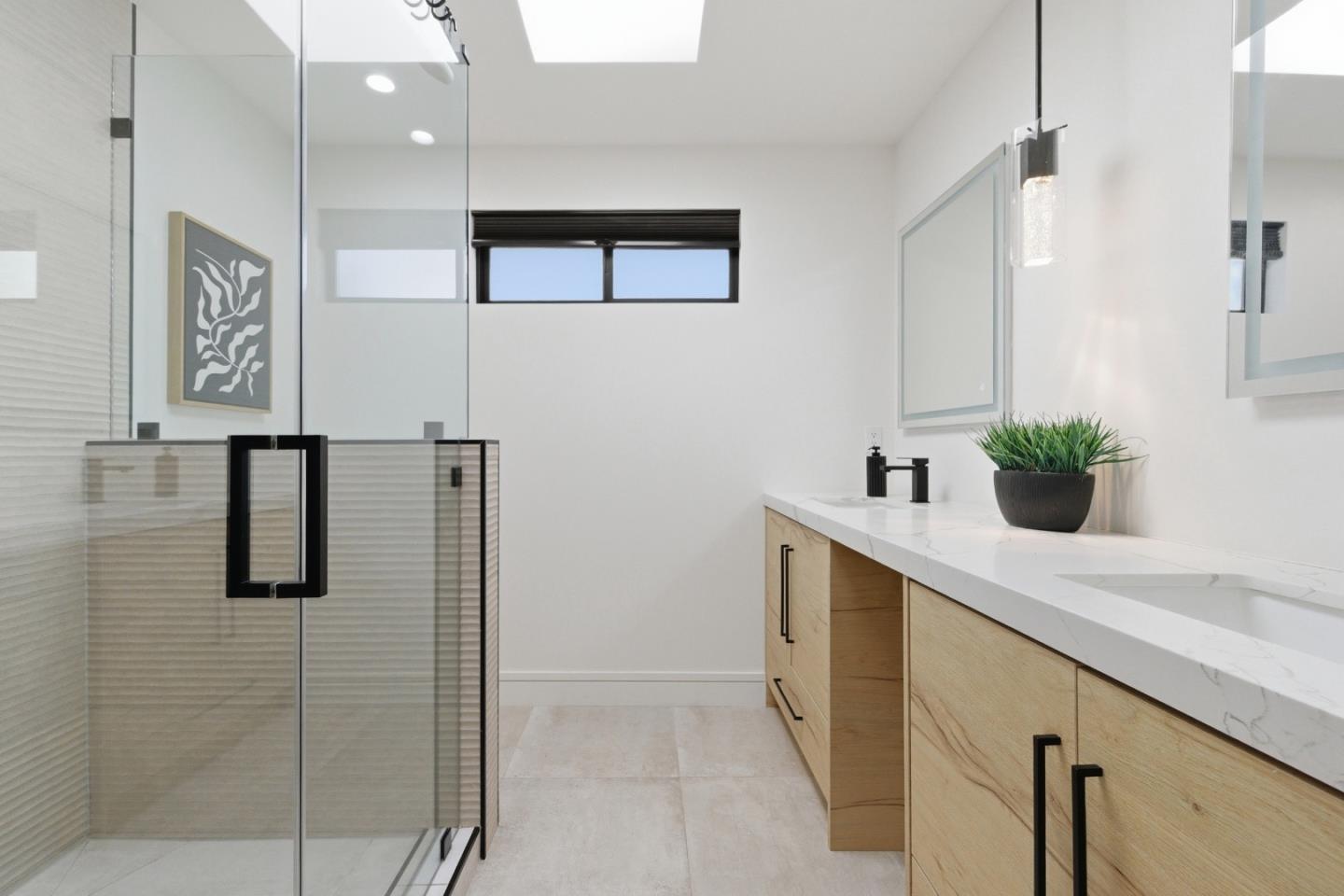 Detail Gallery Image 13 of 27 For 1221 Carlisle Dr, San Mateo,  CA 94402 - 3 Beds | 3 Baths