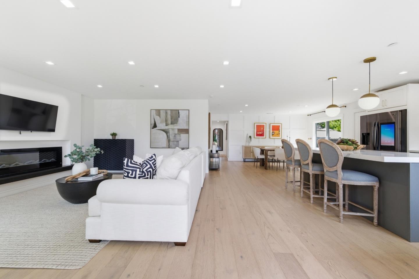 Detail Gallery Image 6 of 27 For 1221 Carlisle Dr, San Mateo,  CA 94402 - 3 Beds | 3 Baths