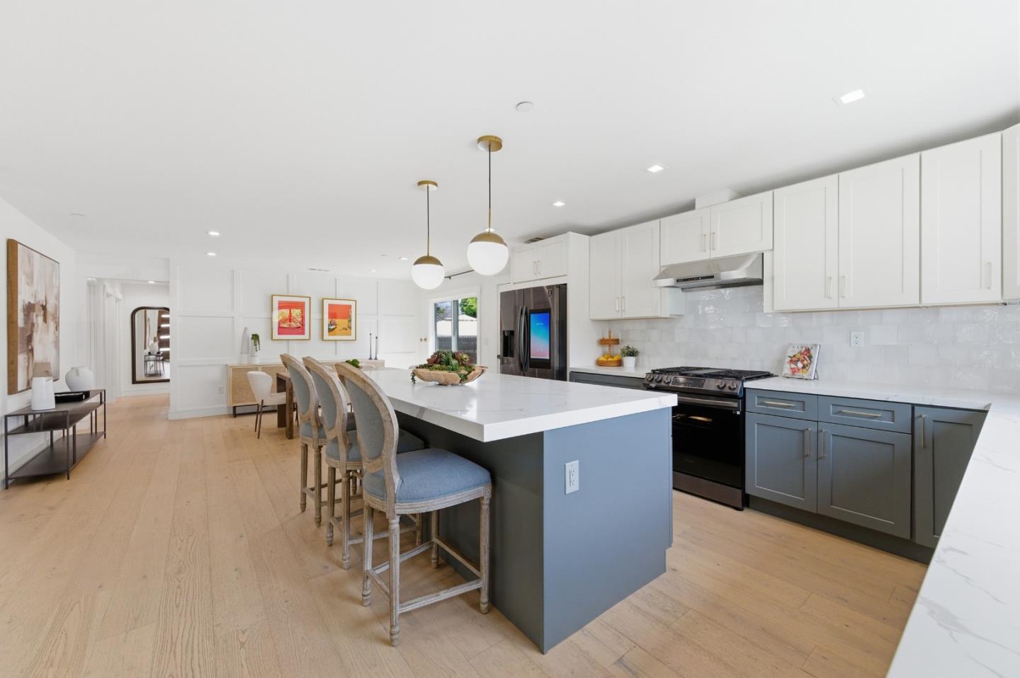 Detail Gallery Image 7 of 27 For 1221 Carlisle Dr, San Mateo,  CA 94402 - 3 Beds | 3 Baths