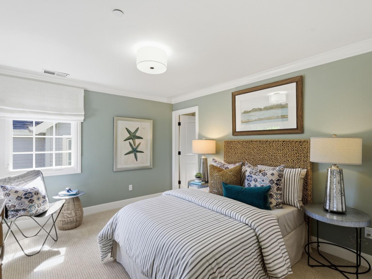 Detail Gallery Image 37 of 55 For 345 Vine St, Menlo Park,  CA 94025 - 5 Beds | 4/1 Baths