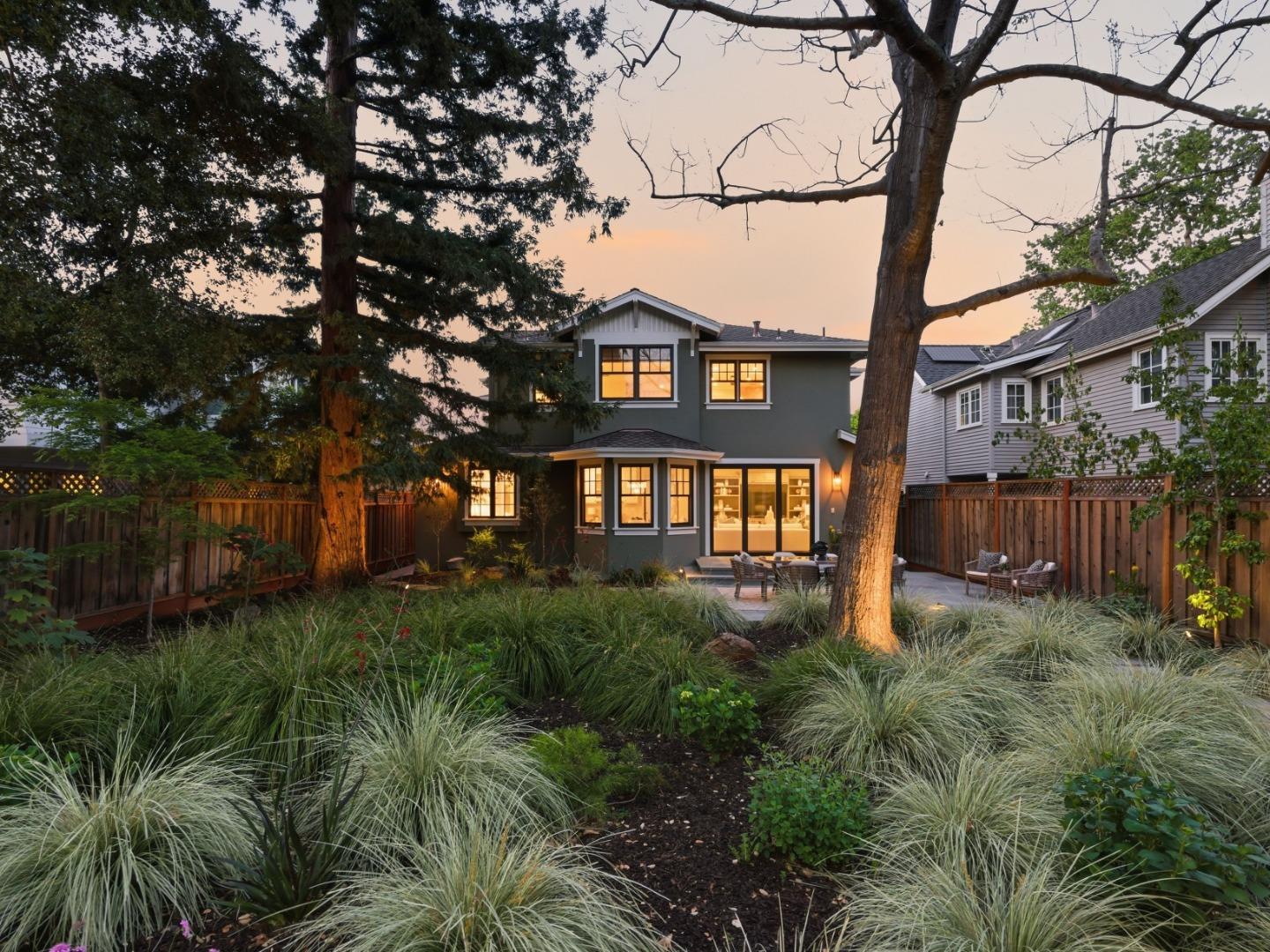 Detail Gallery Image 51 of 55 For 345 Vine St, Menlo Park,  CA 94025 - 5 Beds | 4/1 Baths