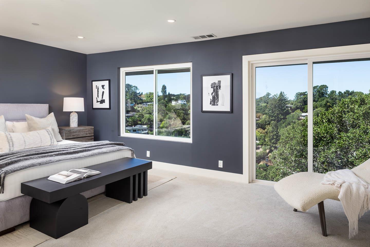 Detail Gallery Image 11 of 15 For 1340 View Haven Rd, Hillsborough,  CA 94010 - 5 Beds | 4/1 Baths