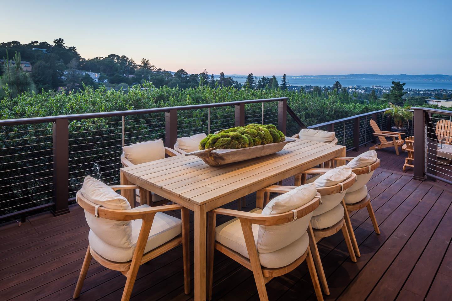 Detail Gallery Image 15 of 15 For 1340 View Haven Rd, Hillsborough,  CA 94010 - 5 Beds | 4/1 Baths