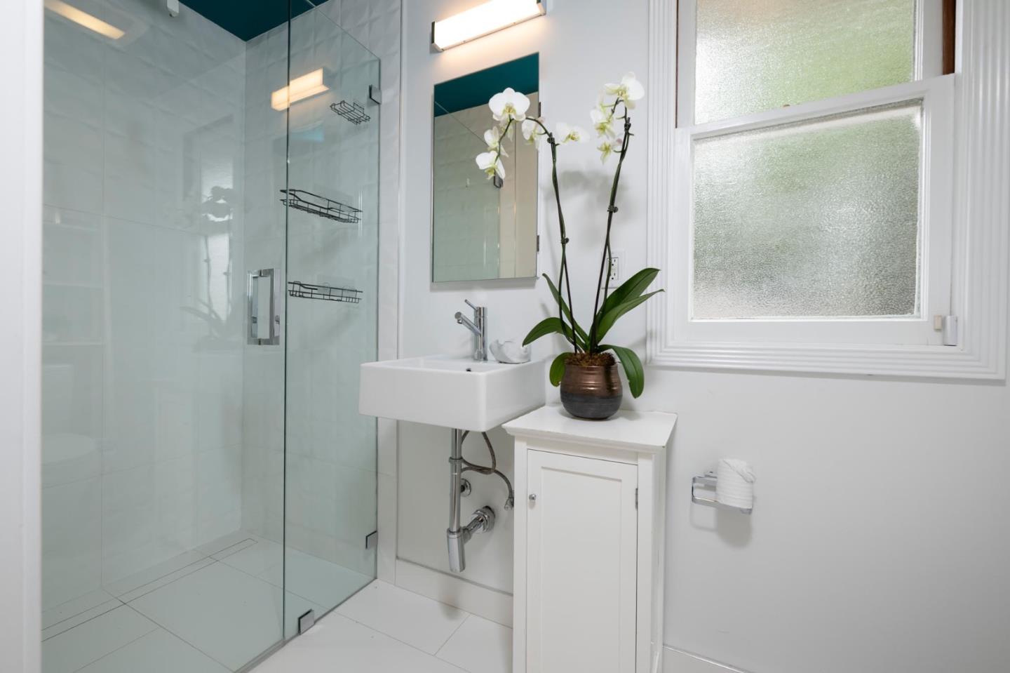 Detail Gallery Image 19 of 31 For 21 De Sabla Rd, San Mateo,  CA 94402 - 4 Beds | 3 Baths