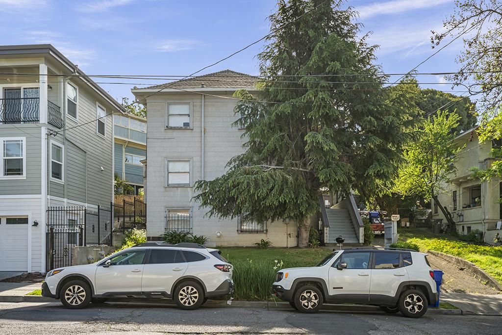 Detail Gallery Image 3 of 14 For 330 Athol Ave, Oakland,  CA 94606 - – Beds | – Baths