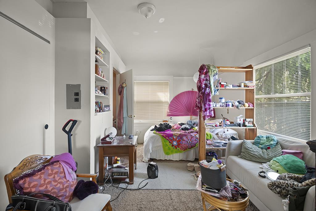 Detail Gallery Image 5 of 14 For 330 Athol Ave, Oakland,  CA 94606 - – Beds | – Baths