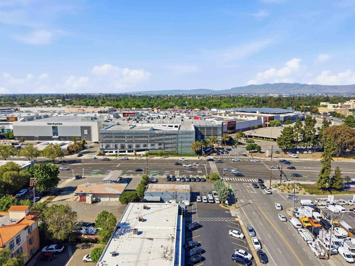 Detail Gallery Image 23 of 29 For 425 S Monroe St, San Jose,  CA 95128 - 3 Beds | 2/1 Baths