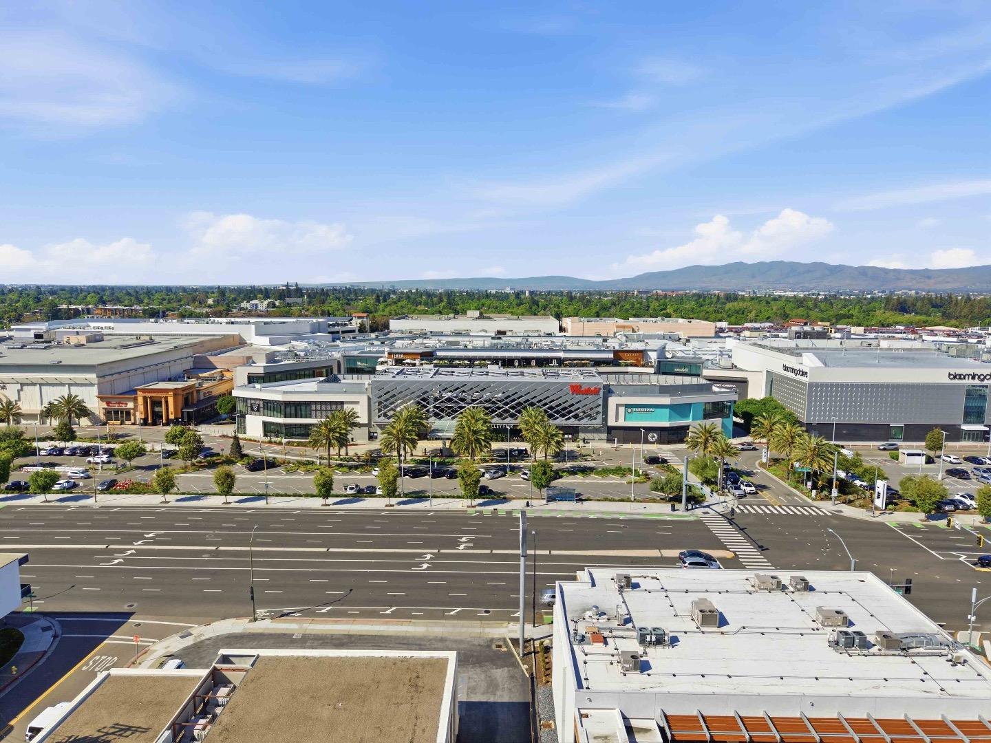 Detail Gallery Image 24 of 29 For 425 S Monroe St, San Jose,  CA 95128 - 3 Beds | 2/1 Baths