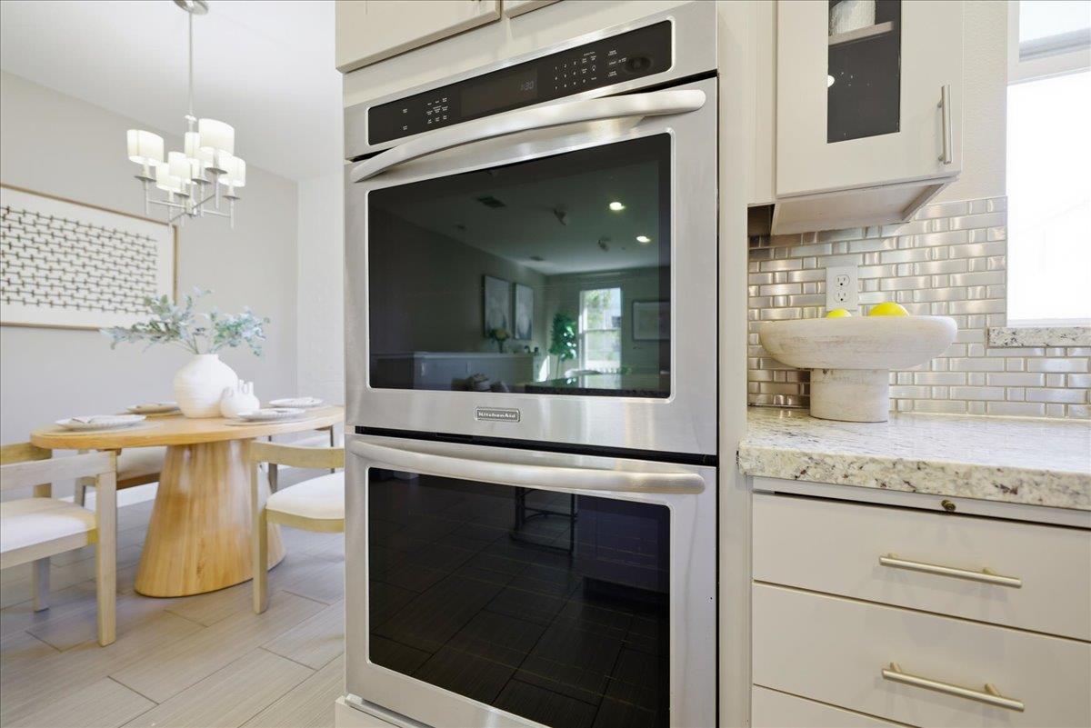 Detail Gallery Image 12 of 47 For 631 True Wind Way #203,  Redwood City,  CA 94063 - 2 Beds | 2/1 Baths