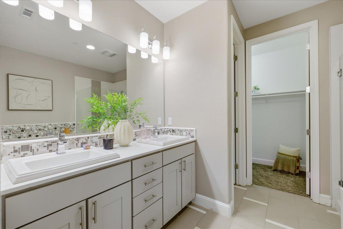 Detail Gallery Image 25 of 47 For 631 True Wind Way #203,  Redwood City,  CA 94063 - 2 Beds | 2/1 Baths