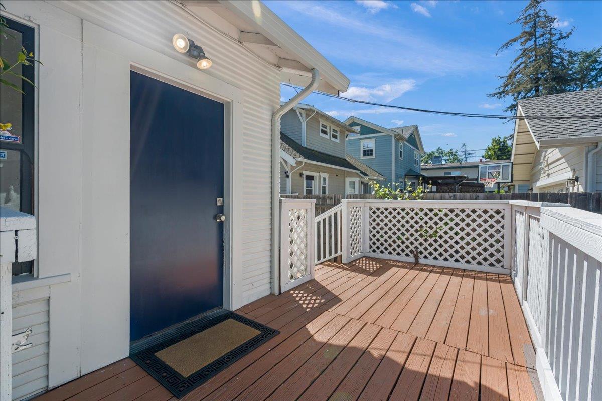 Detail Gallery Image 14 of 28 For 111 5th St, Gilroy,  CA 95020 - 4 Beds | 2 Baths