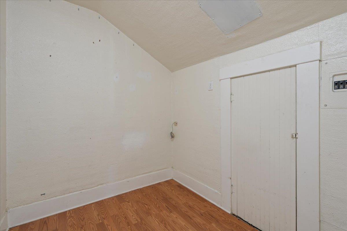 Detail Gallery Image 19 of 28 For 111 5th St, Gilroy,  CA 95020 - 4 Beds | 2 Baths