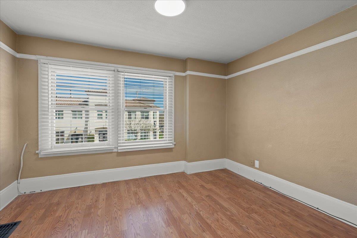 Detail Gallery Image 20 of 28 For 111 5th St, Gilroy,  CA 95020 - 4 Beds | 2 Baths