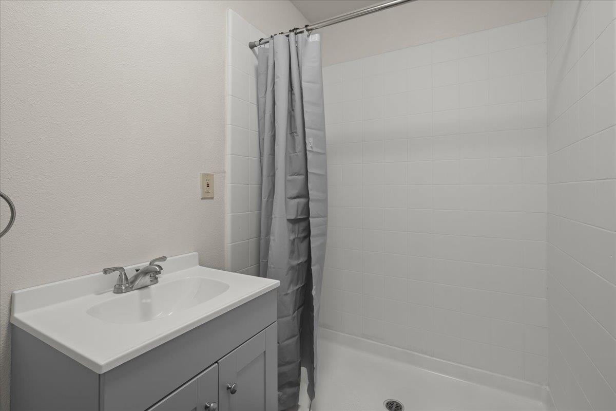 Detail Gallery Image 26 of 28 For 111 5th St, Gilroy,  CA 95020 - 4 Beds | 2 Baths