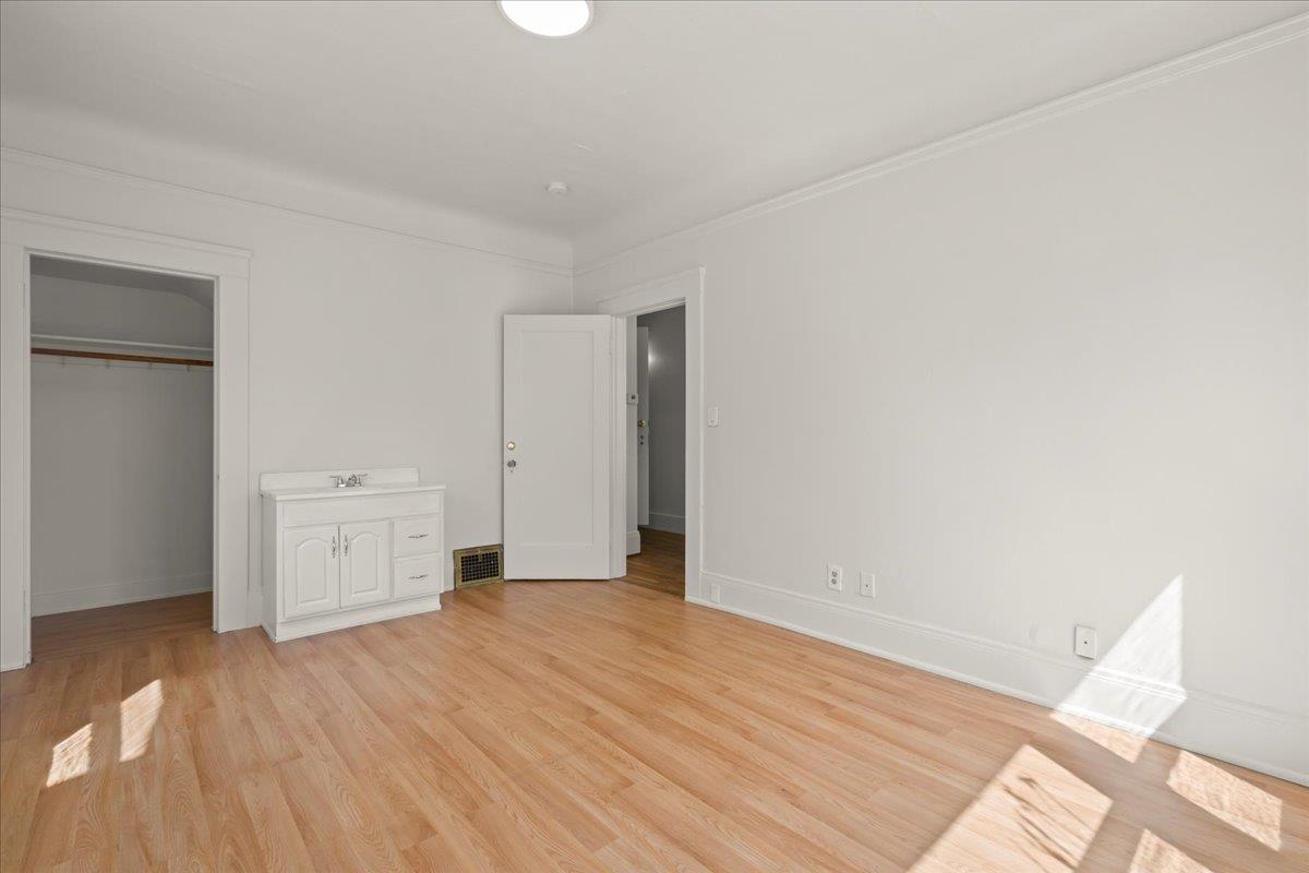 Detail Gallery Image 8 of 28 For 111 5th St, Gilroy,  CA 95020 - 4 Beds | 2 Baths