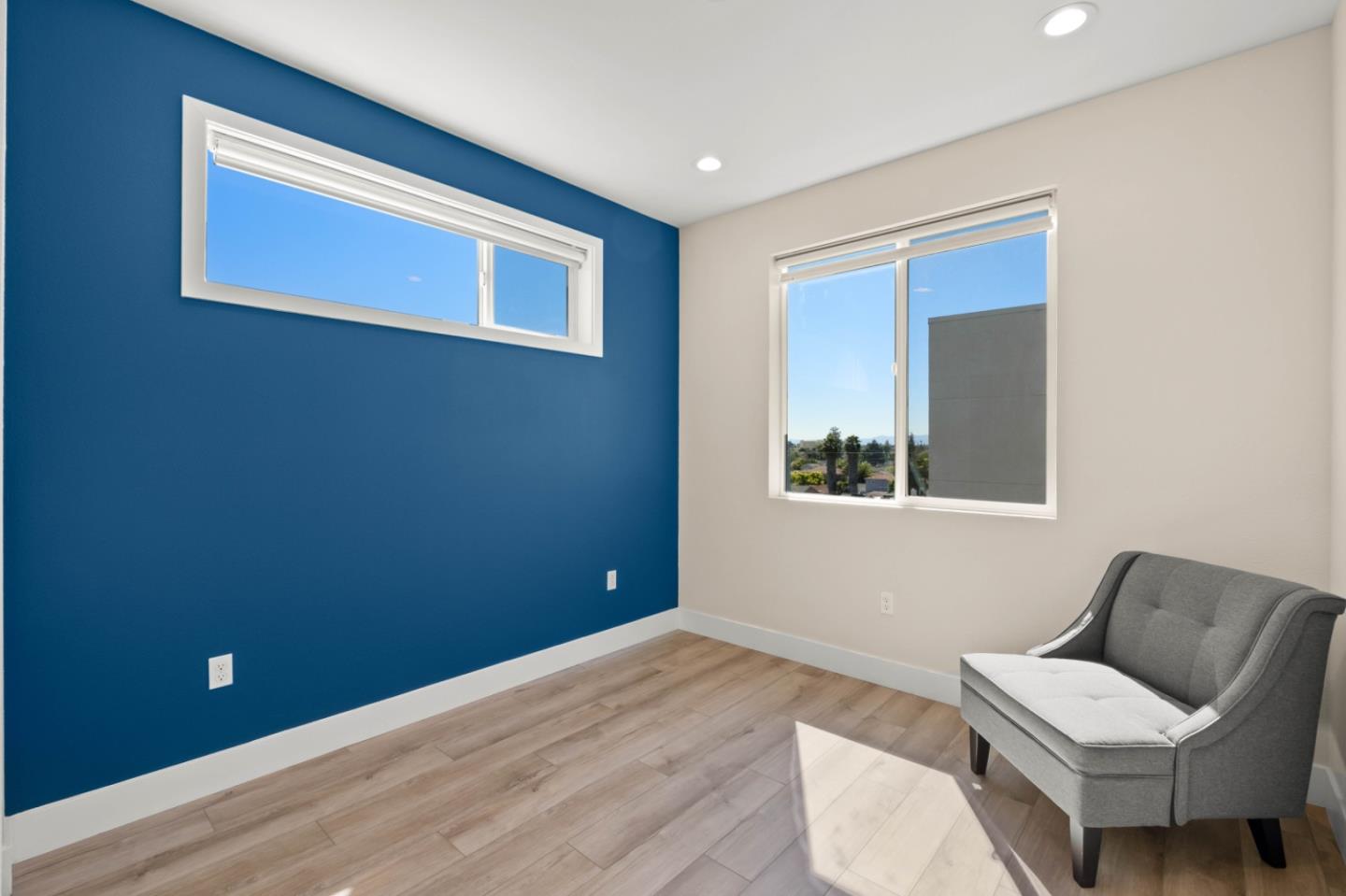 Detail Gallery Image 23 of 28 For 9873 Macarthur Blvd #F,  Oakland,  CA 94605 - 4 Beds | 3 Baths