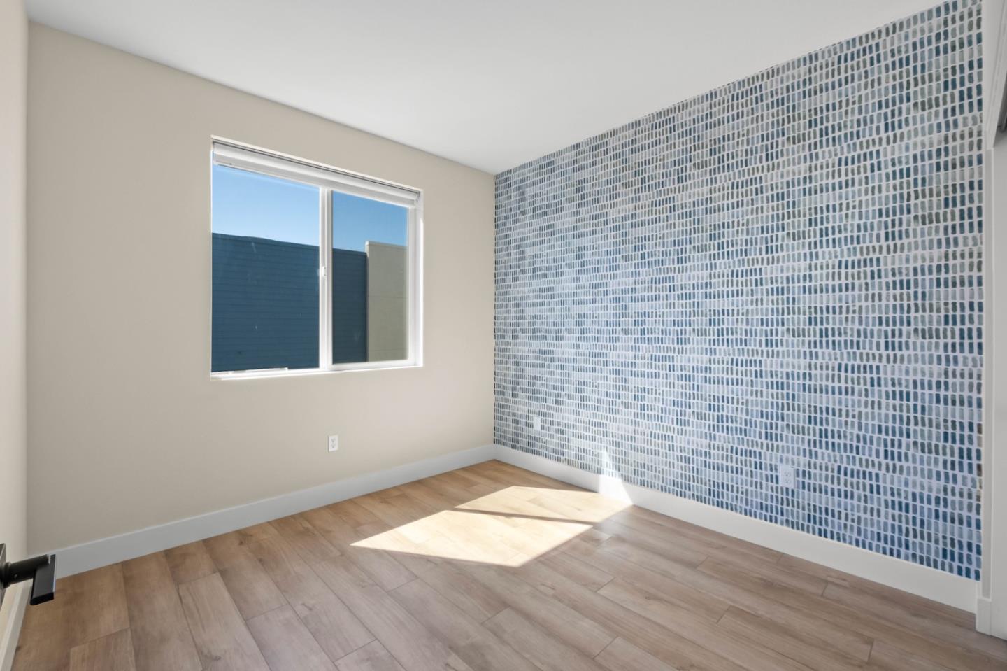 Detail Gallery Image 24 of 28 For 9873 Macarthur Blvd #F,  Oakland,  CA 94605 - 4 Beds | 3 Baths