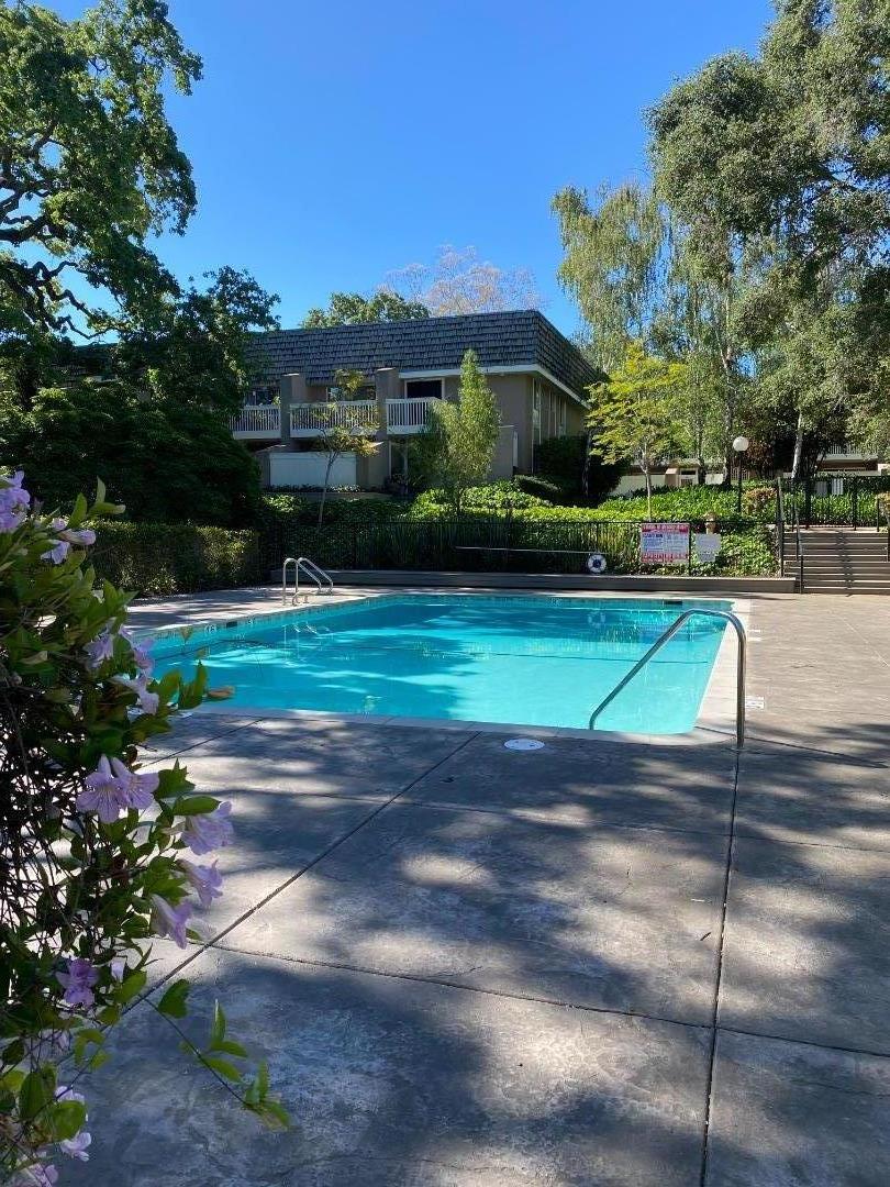 Detail Gallery Image 18 of 20 For 675 Sharon Park Dr #311,  Menlo Park,  CA 94025 - 2 Beds | 2 Baths