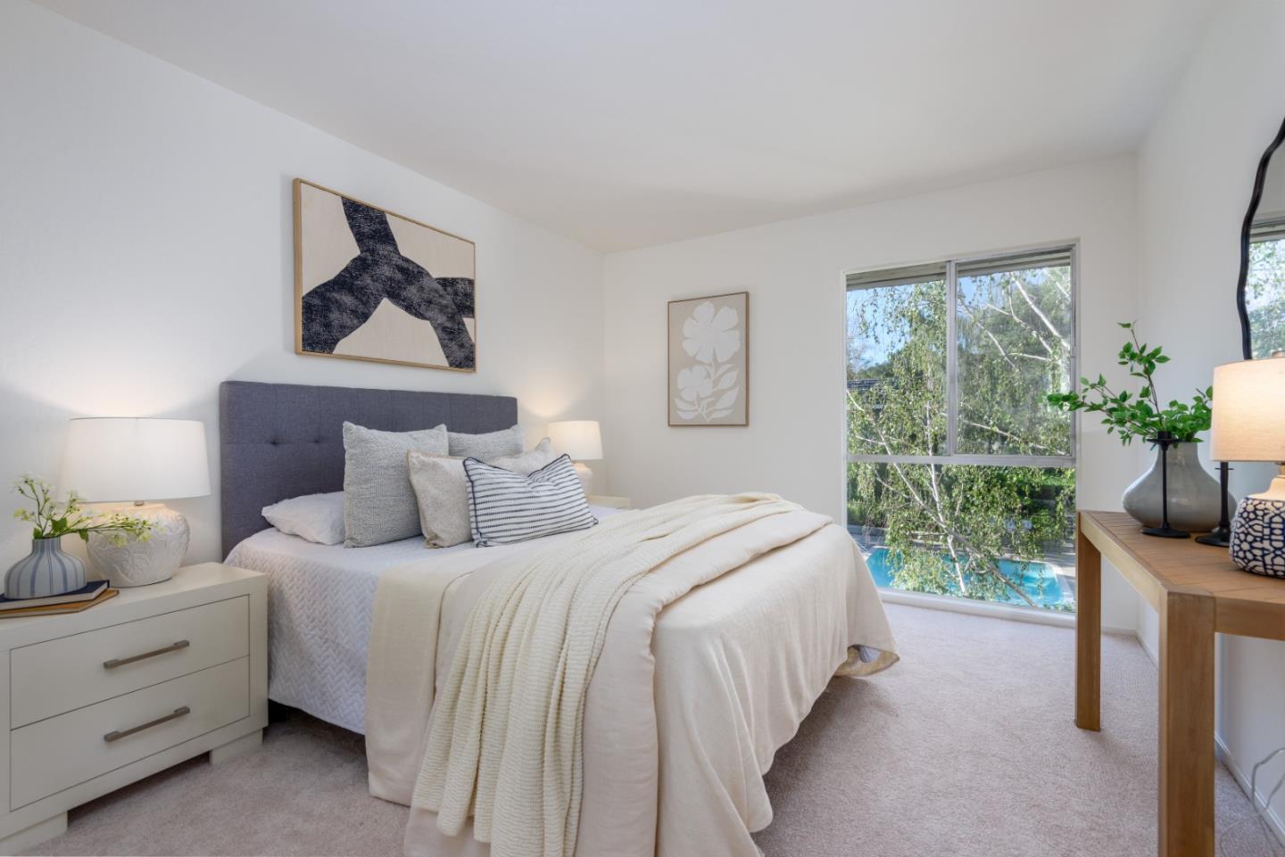 Detail Gallery Image 9 of 20 For 675 Sharon Park Dr #311,  Menlo Park,  CA 94025 - 2 Beds | 2 Baths
