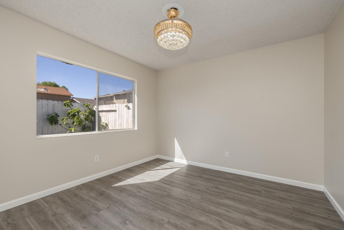 Detail Gallery Image 19 of 35 For 1610 Bondy Ln, Tracy,  CA 95376 - 4 Beds | 2 Baths