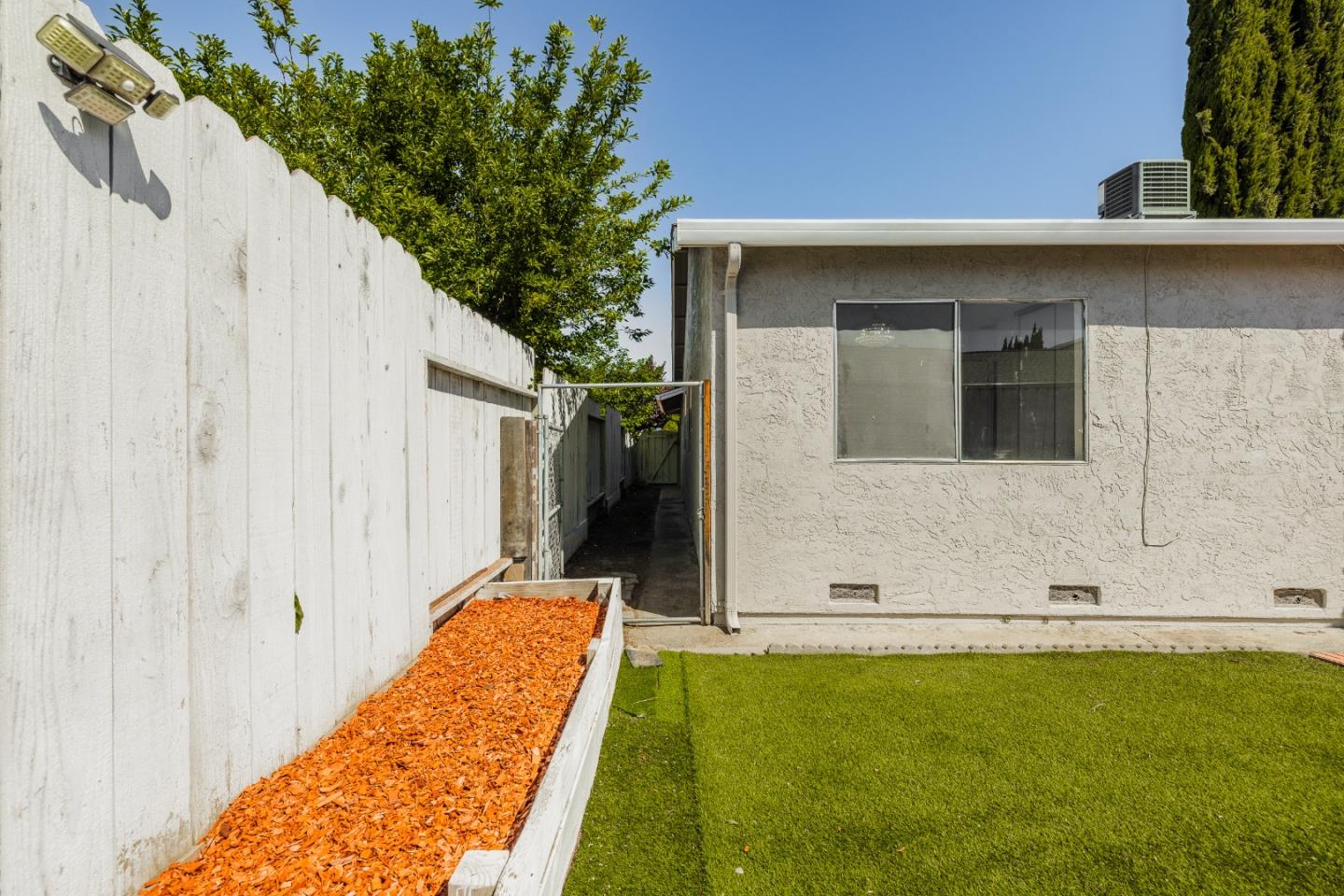 Detail Gallery Image 30 of 35 For 1610 Bondy Ln, Tracy,  CA 95376 - 4 Beds | 2 Baths