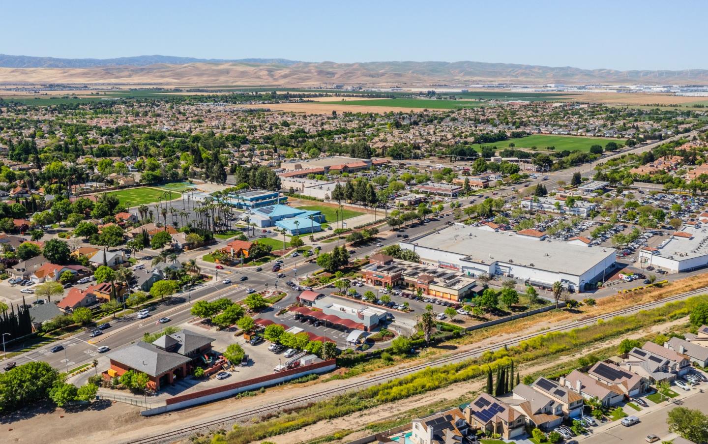 Detail Gallery Image 35 of 35 For 1610 Bondy Ln, Tracy,  CA 95376 - 4 Beds | 2 Baths