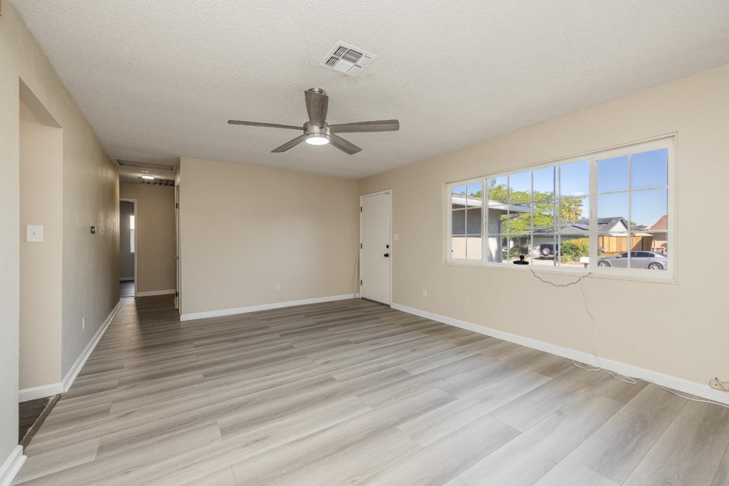 Detail Gallery Image 5 of 35 For 1610 Bondy Ln, Tracy,  CA 95376 - 4 Beds | 2 Baths